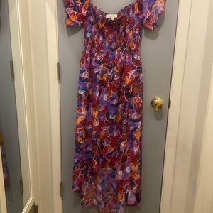 A beautiful summer dress that you can travel to Puerto Rico or Florida